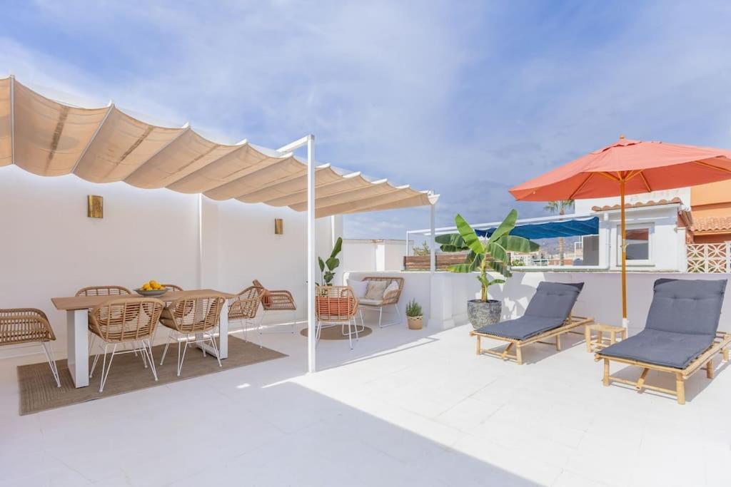 Downtown Flat With 46 Sqm Private Rooftop Terrace Малага Екстер'єр фото